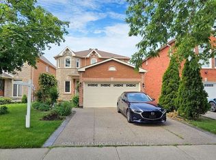 1461 Daniel Creek Rd, Mississauga, ON L5V 1T8