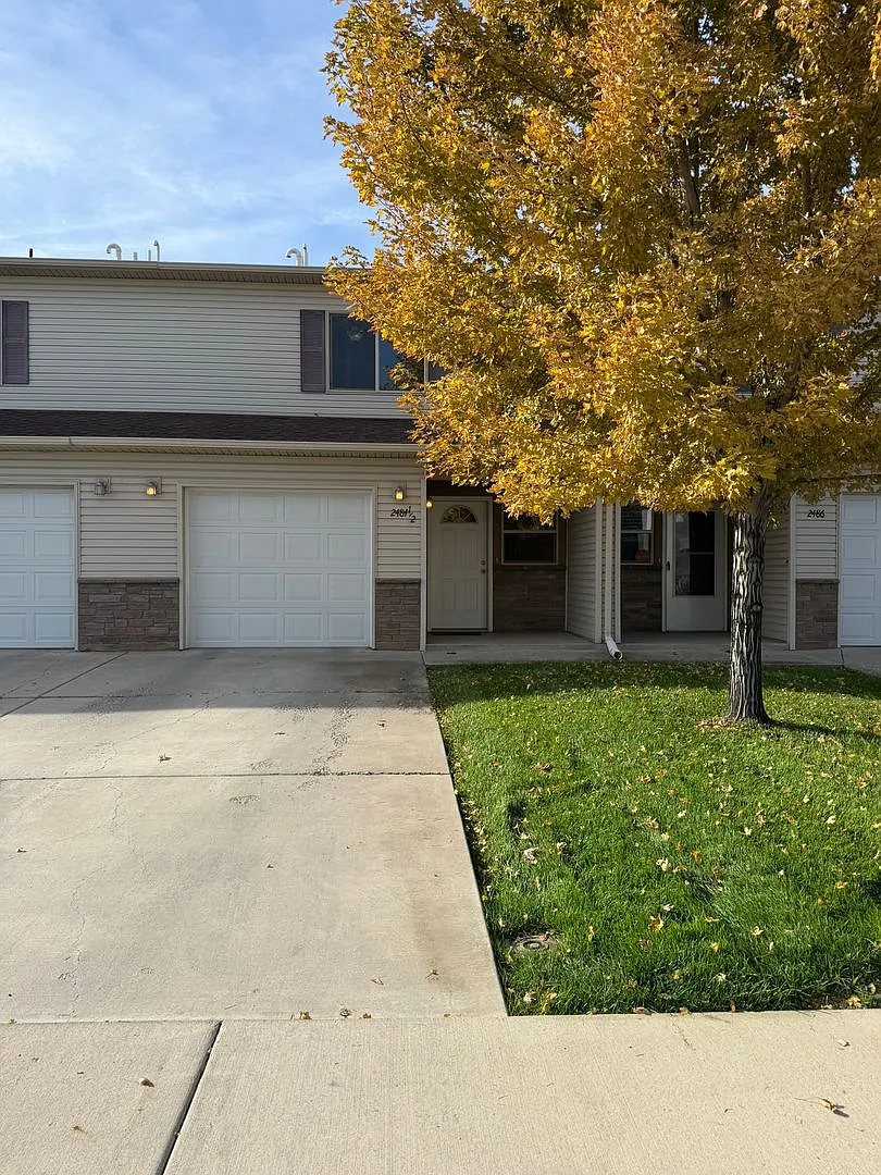 Brookwillow Loop 3Bed 2.5Bath 1Car Garage — Photo 2