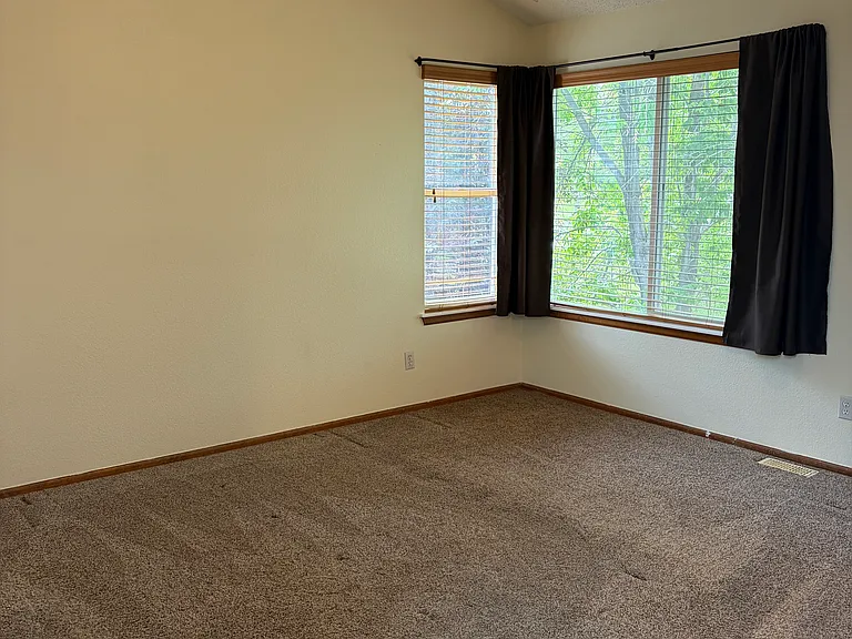 10944 Alcott Dr — Photo 18