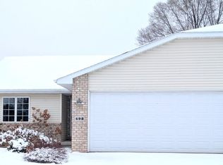 498 Ridgeway Ct, Brillion, WI 54110