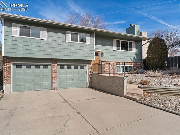 2nd image of 2750 Maroon Bells Ave