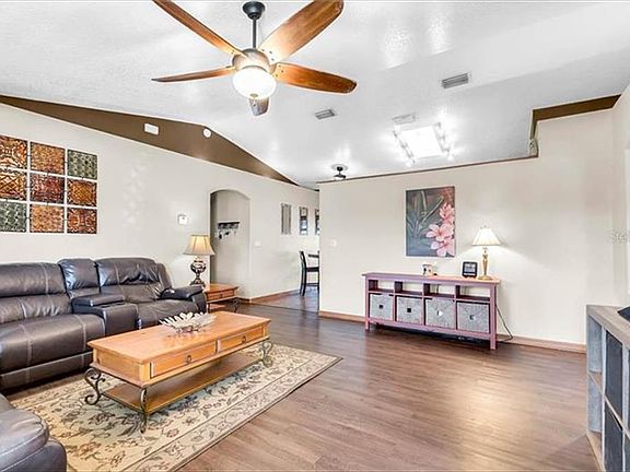 4th image of 1010 Tony Cir