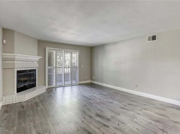 2606 S Durango Dr APT 245, Las Vegas, NV 89117
