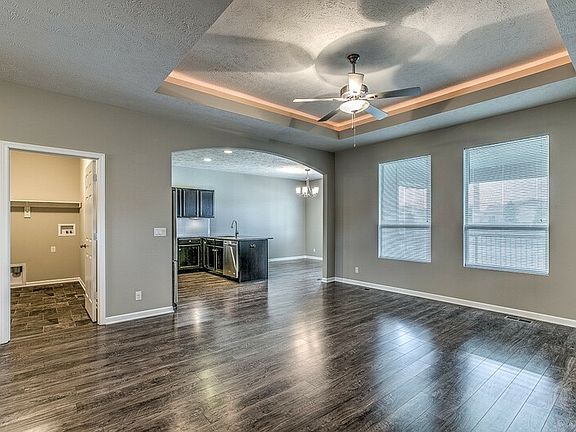 3rd image of 16513 Heather St #16513