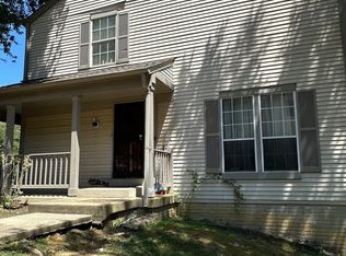 201 Post Oak Ct, Landover, MD