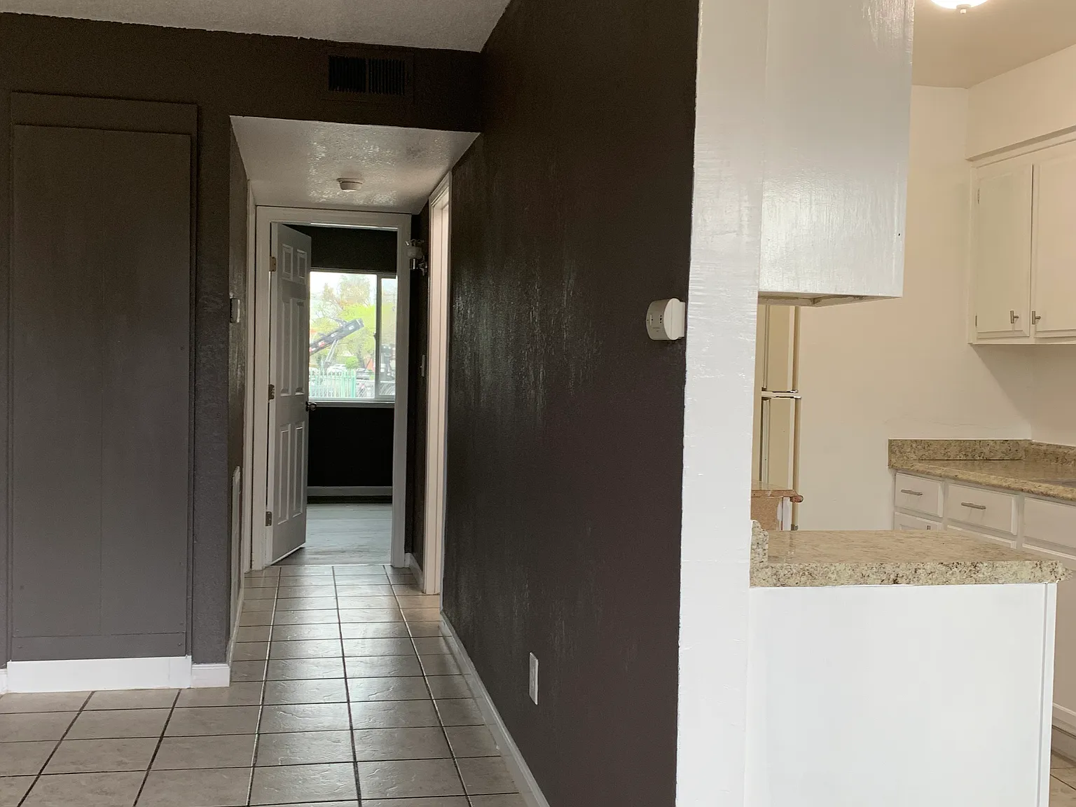 2 bed, 900 sqft, $1,650 — Photo 4