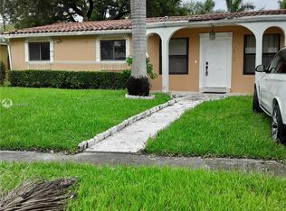 18520 NE 7th Ct, North Miami Beach, FL 33179