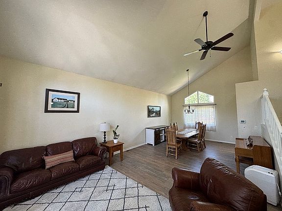 3rd image of 4001 Moss Creek Dr