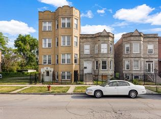 4428 W Congress Pkwy, Chicago, IL 60624