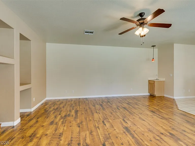 2598 Mizzoni Cir — Photo 13