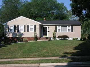 11 Salem Rd, East Brunswick, NJ 08816