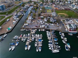 68 Waterview St, East Rockaway, NY
