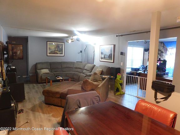 4th image of 716-4 Zlotkin Cir