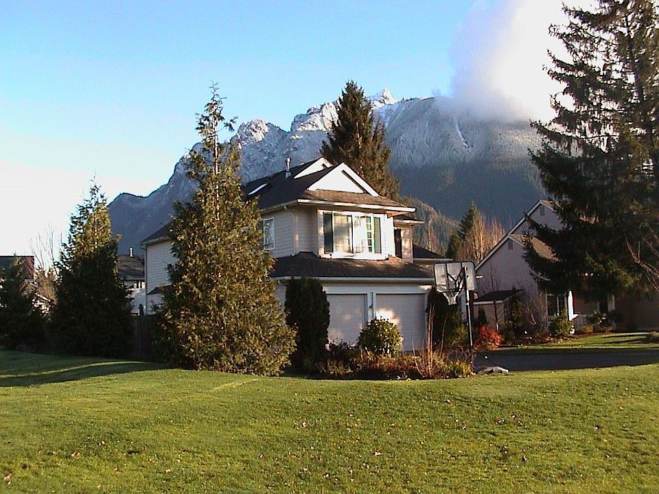 Front with Mt SI