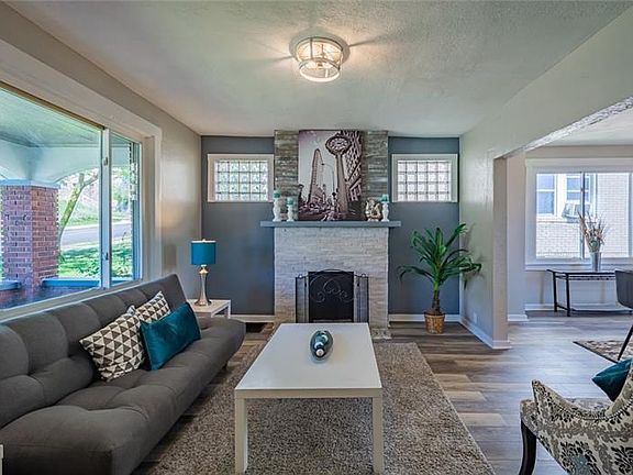4th image of 709 Woodbourne Ave