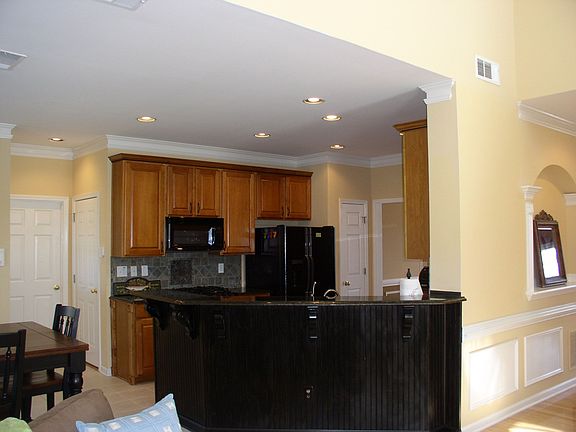 Kitchen Remodel with Granite & New Cabinets