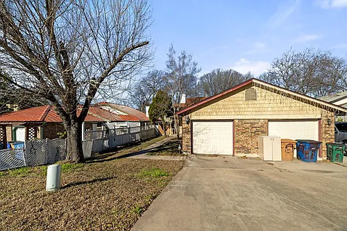 12130 Thompkins Dr #A Photo 1