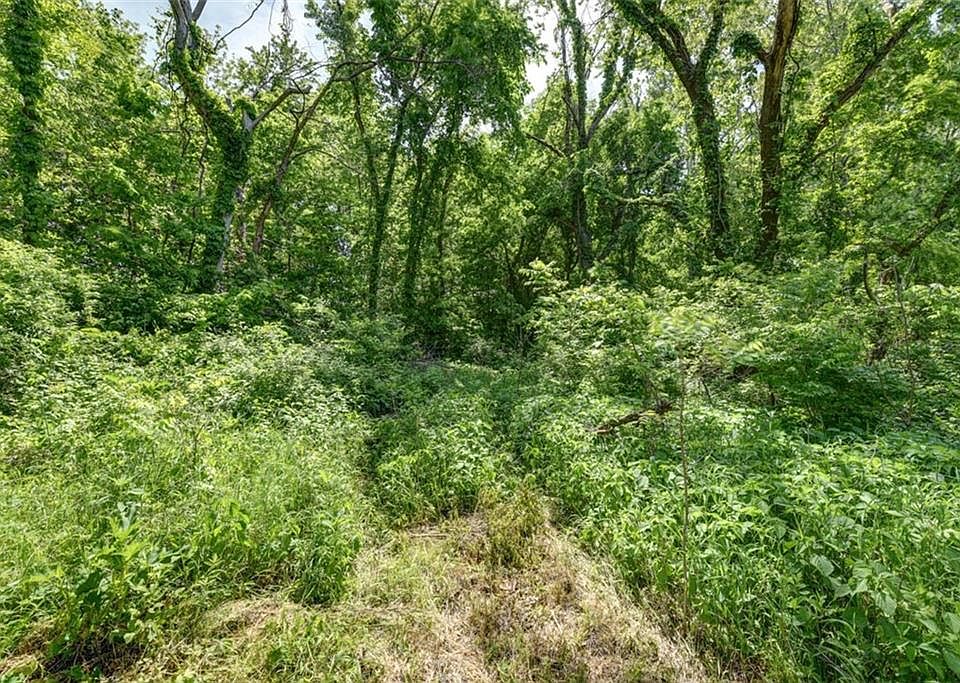 1st image of 8667 Markam Rd