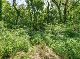 8667 Markam Rd, Richmond, MO 64085