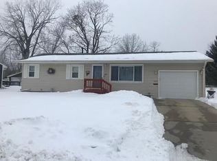 309 W 16th St N, Newton, IA 50208