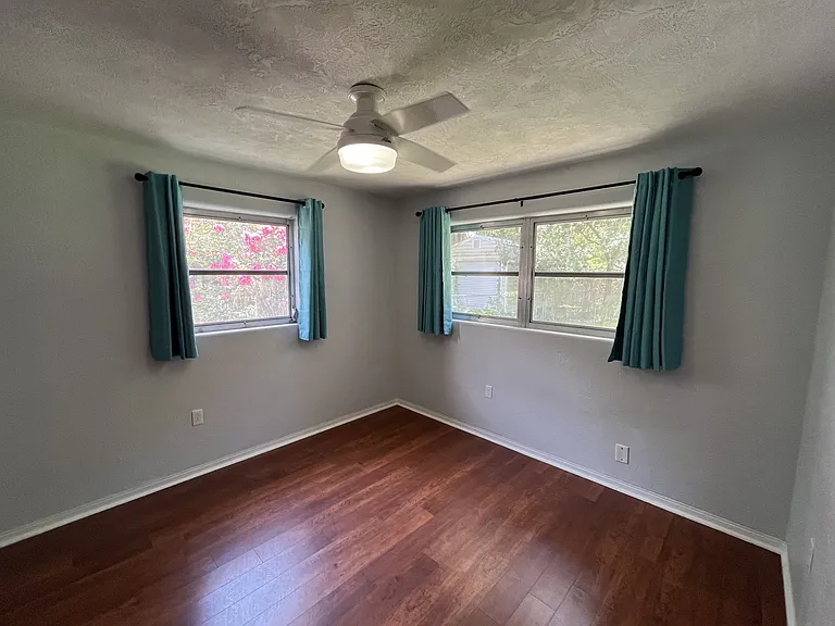 305 Trudgeon Dr — Photo 21