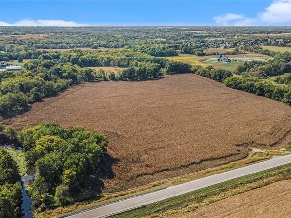 92 Highway, Smithville, MO 64089