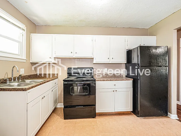 4313 E Livingston Ave — Photo 8
