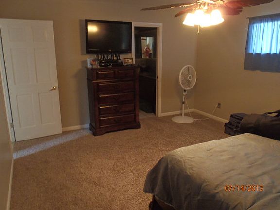 4th image of 2702 E 17th St