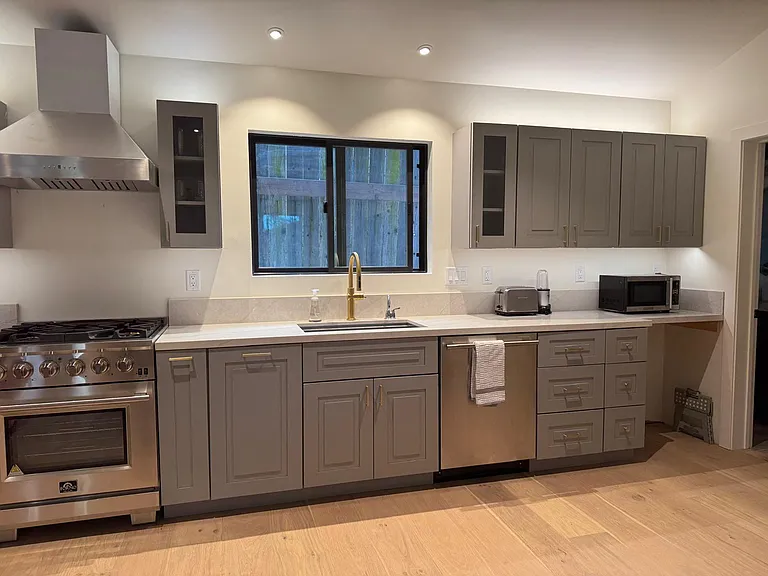159 Mar Vista Dr — Photo 2