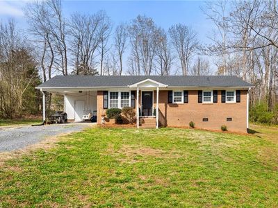 450 Black Lake Rd, Thomasville, NC, 27360