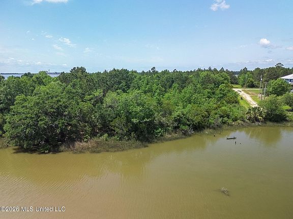 2nd image of 0 Lake Dr N Lot 28