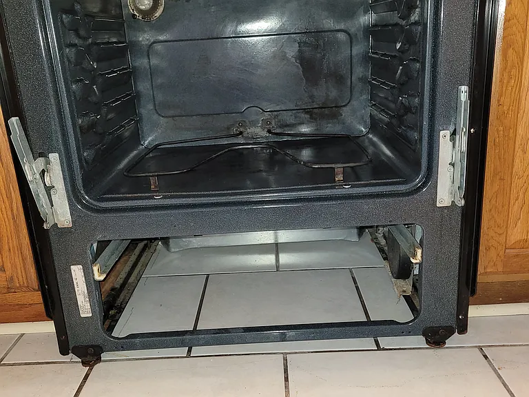 Oven cleaned inside and under