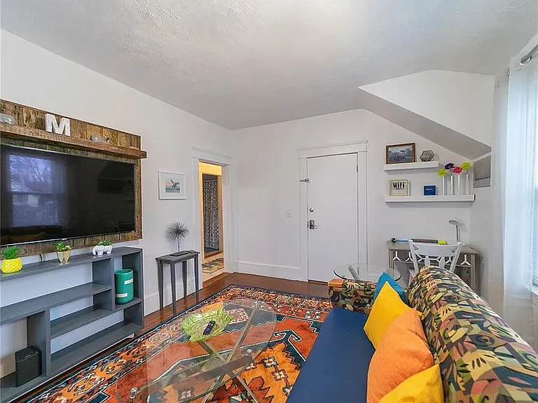 33 Fulton St #2 — Photo 8
