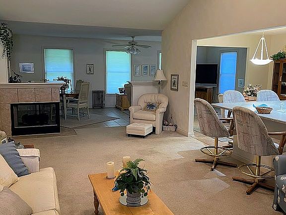 great room/sunroom