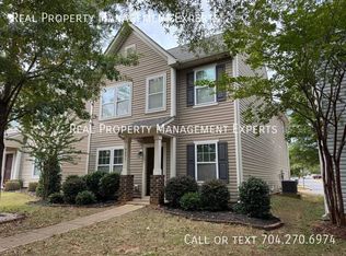 9851 Hanberry Blvd, Charlotte, NC 28213