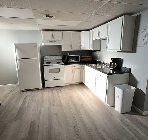 1201 E Broadway Ave #K — Photo 3