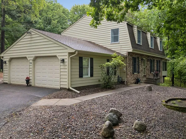 360 Quail Rd, White Bear Lake, MN 55110