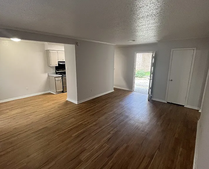 Le Montreaux Apartments — Photo 99
