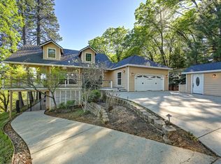 20312 Wolf Creek Rd, Grass Valley, CA 95949