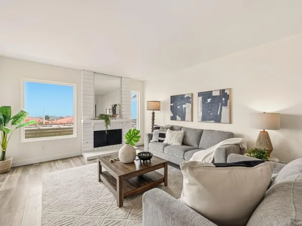 6717 Clover Ct, Carlsbad, CA 92011