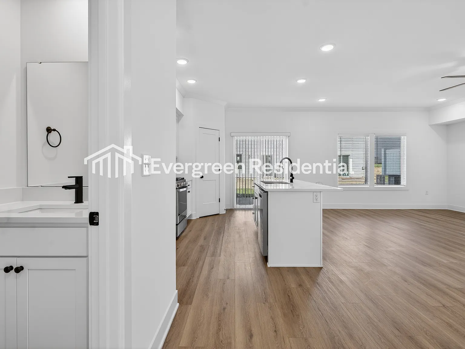 3 bed, 2.5 bath, 1608 sqft, $2,195 — Photo 1