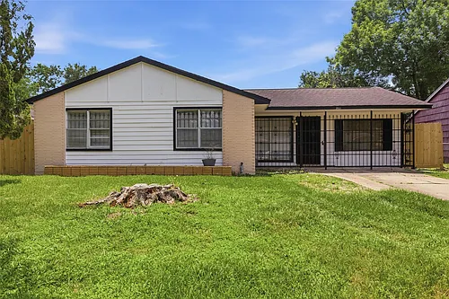 5622 Woodgreen St Photo 1