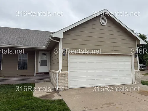 410 W Odell Ct Photo 1