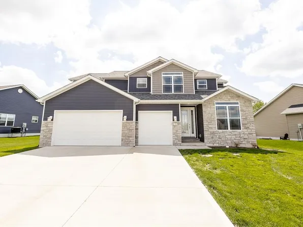 135 Reagan Dr, Troy, IL 62294