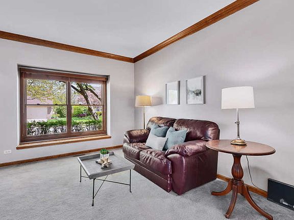 4th image of 6120 Tyrnbury Dr