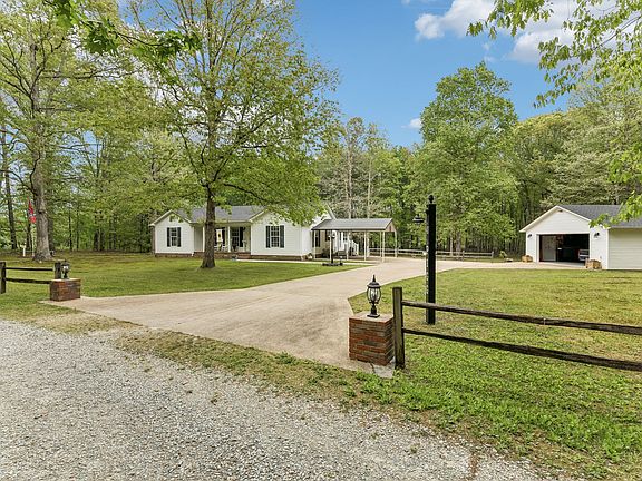 2nd image of 40 Lentz Rd