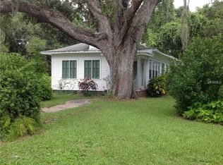 313 30th St W, Bradenton, FL 34205