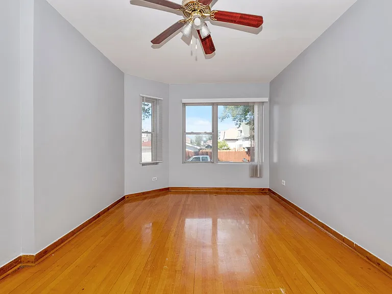 5402-04 S Christiana Ave #3339-45 — Photo 3