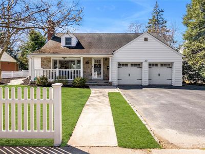 114 Middle Neck Road, Port Washington, NY, 11050
