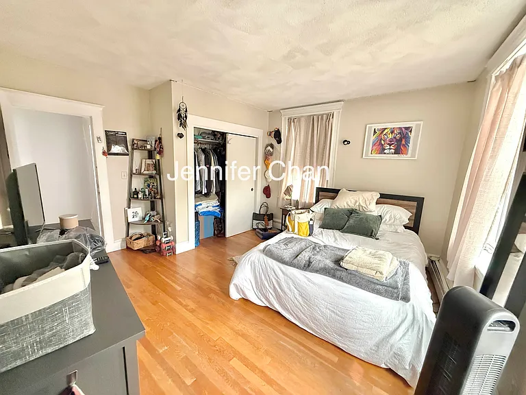 210 Chestnut Hill Ave #5 — Photo 5